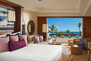 Junior Suite Swim Out
